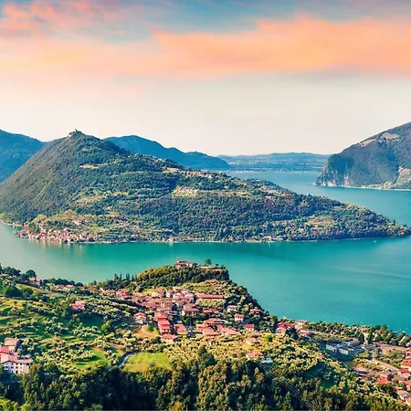 Residenza Degli Ulivi - House With Pool Appartamento Iseo