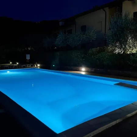 Appartamento Residenza Degli Ulivi - House With Pool Iseo